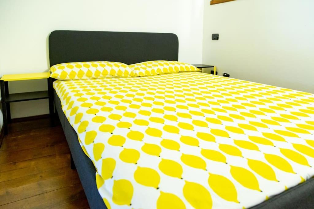 2 Min Da Porta Genova - Elegante Bilocale Apartment มิลาน ภายนอก รูปภาพ
